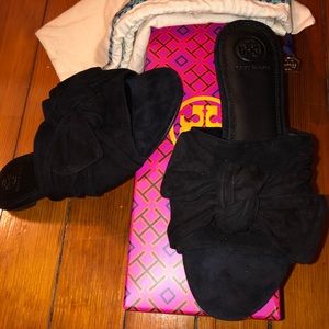 Black Seude Tory Burch Annabelle Slide